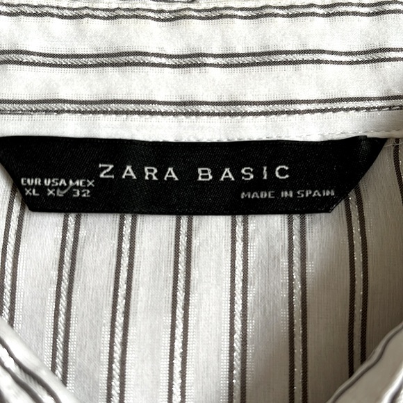Zara Basic long sleeve blouse. White with grey and silver pinstripes. - Picture 6 of 10